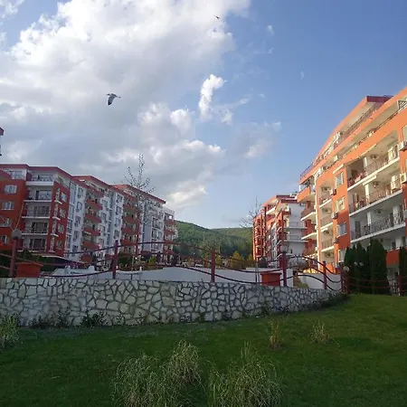 Panorama - Bastetbs Апартаменти Светий Влас