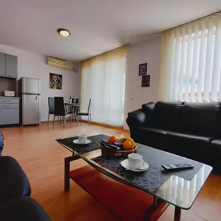 Апартаменти Panorama - Bastetbs Светий Влас